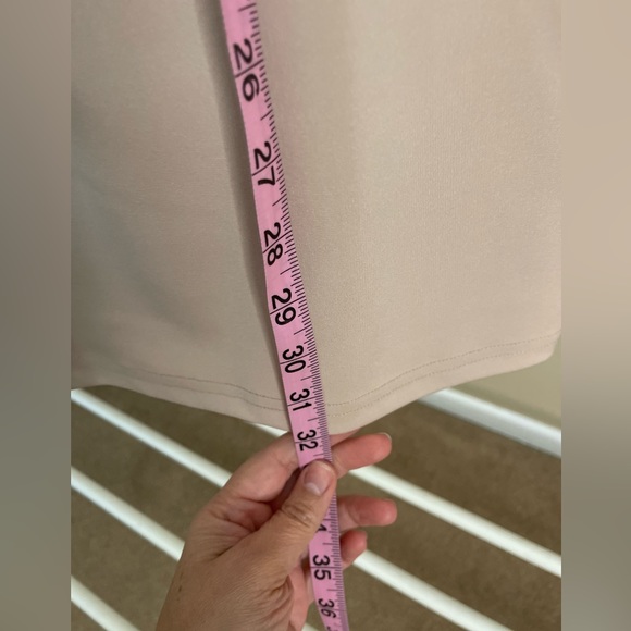 Forever 21 bodycon dress with long sheer sleeves (thick fabric) - Picture 9 of 10